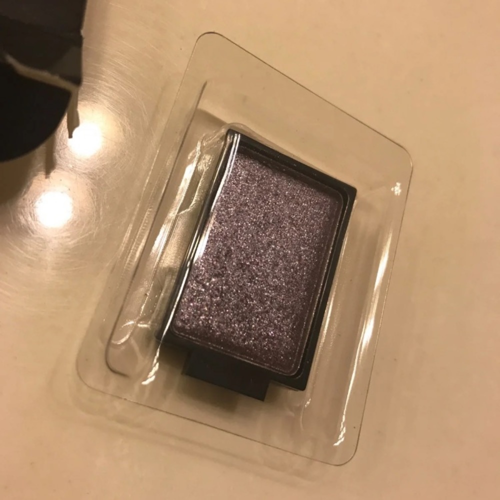 BUXOM Single Eyeshadow, Patent Leather
